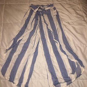 Brand new rue 21 bottoms ! 🌼